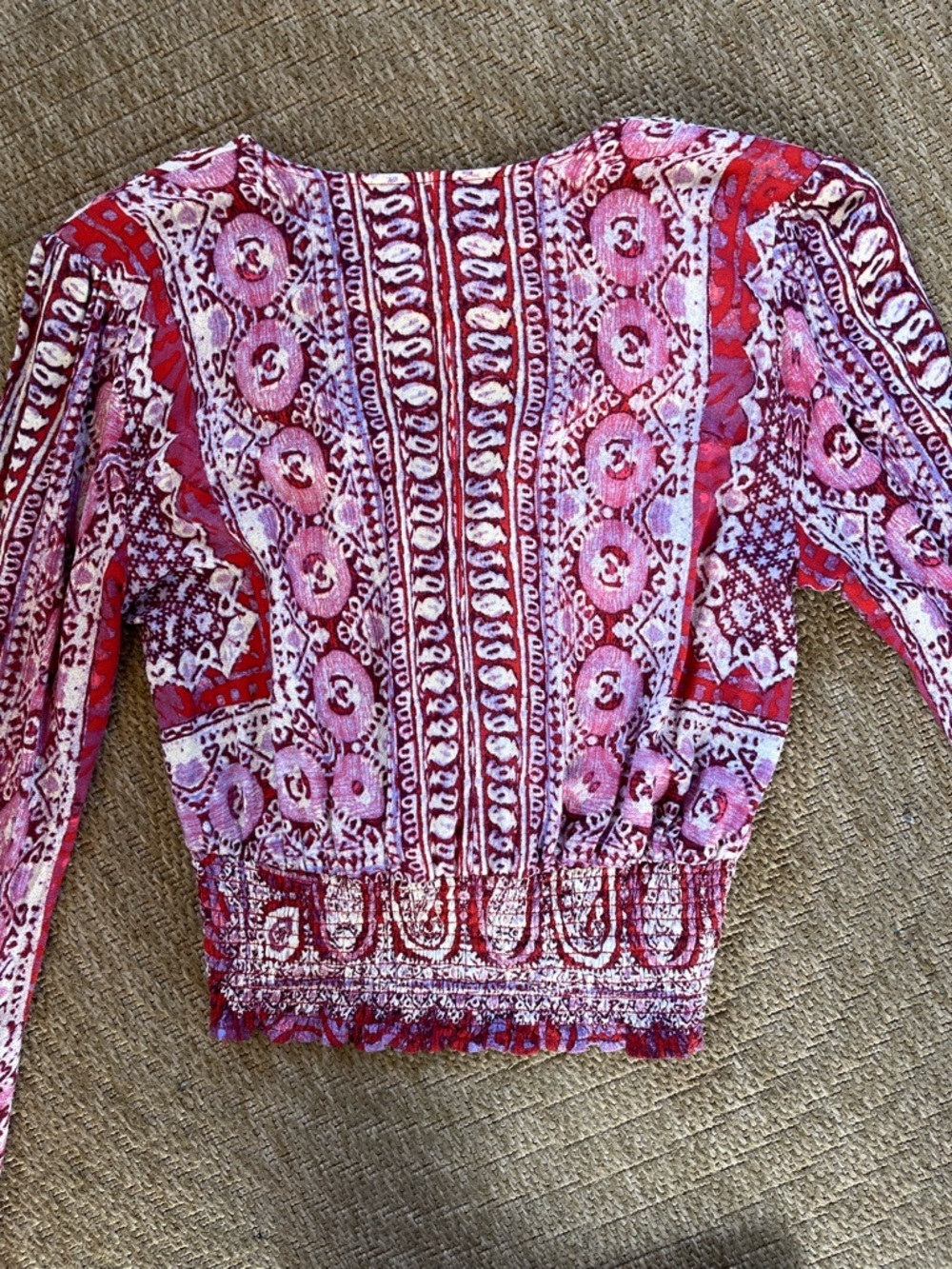Free People Wild & Free Paisley Crop Top deep V-neck & long sleeves magenta - Picture 8 of 12